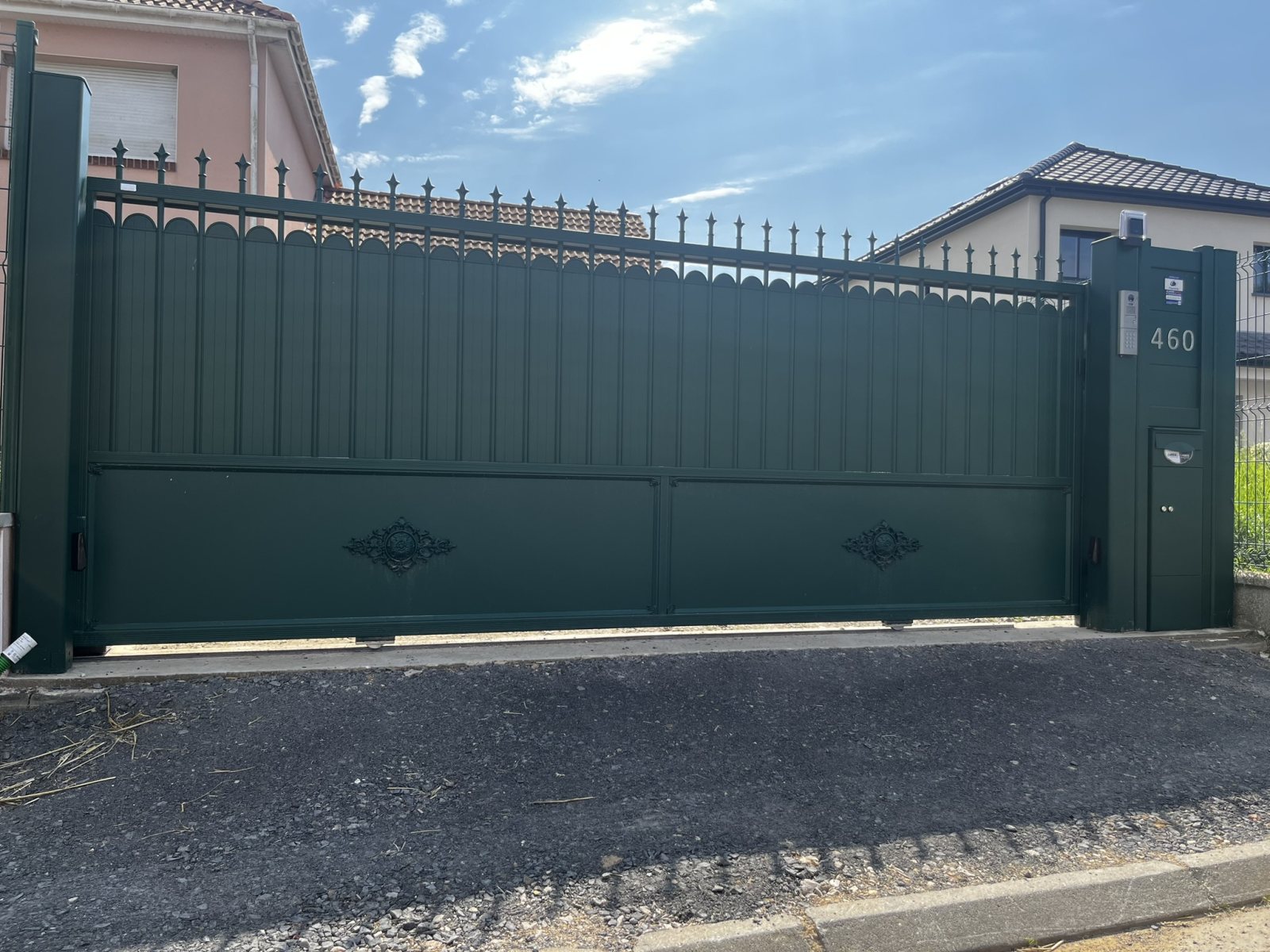 Portails aluminium traditionnels — Clôtures Caudevel